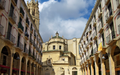 How to get from Reus Airport to experience Misericordia festival in Reus 