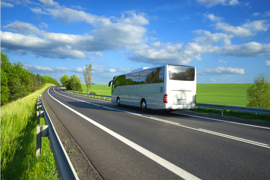 image of Barcelona airport shuttle to Salou, Tarragona and the entire Costa Dorada.